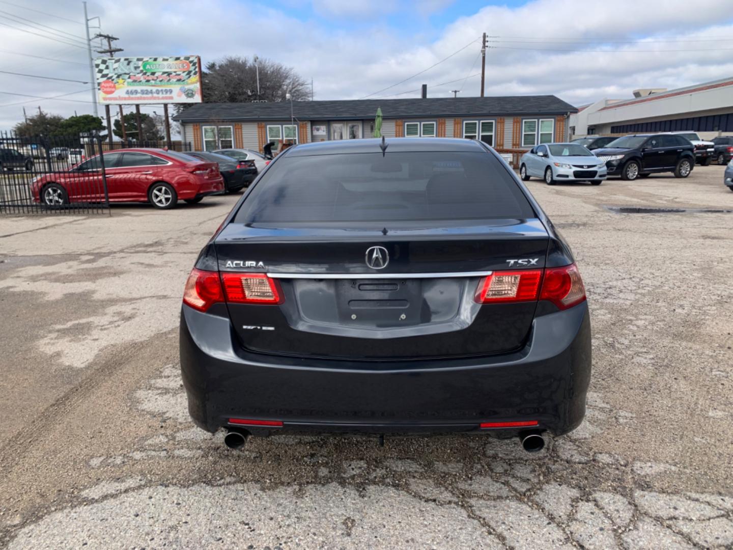 2012 Gray /Tan Acura TSX (JH4CU2F6XCC) with an 4 Cylinders 2.4L FI DOHC VTEC 146 CID engine, AUTOMATIC transmission, located at 1830 North Belt Line Road, Irving, TX, 75061, (469) 524-0199, 32.834373, -96.993584 - Photo#6